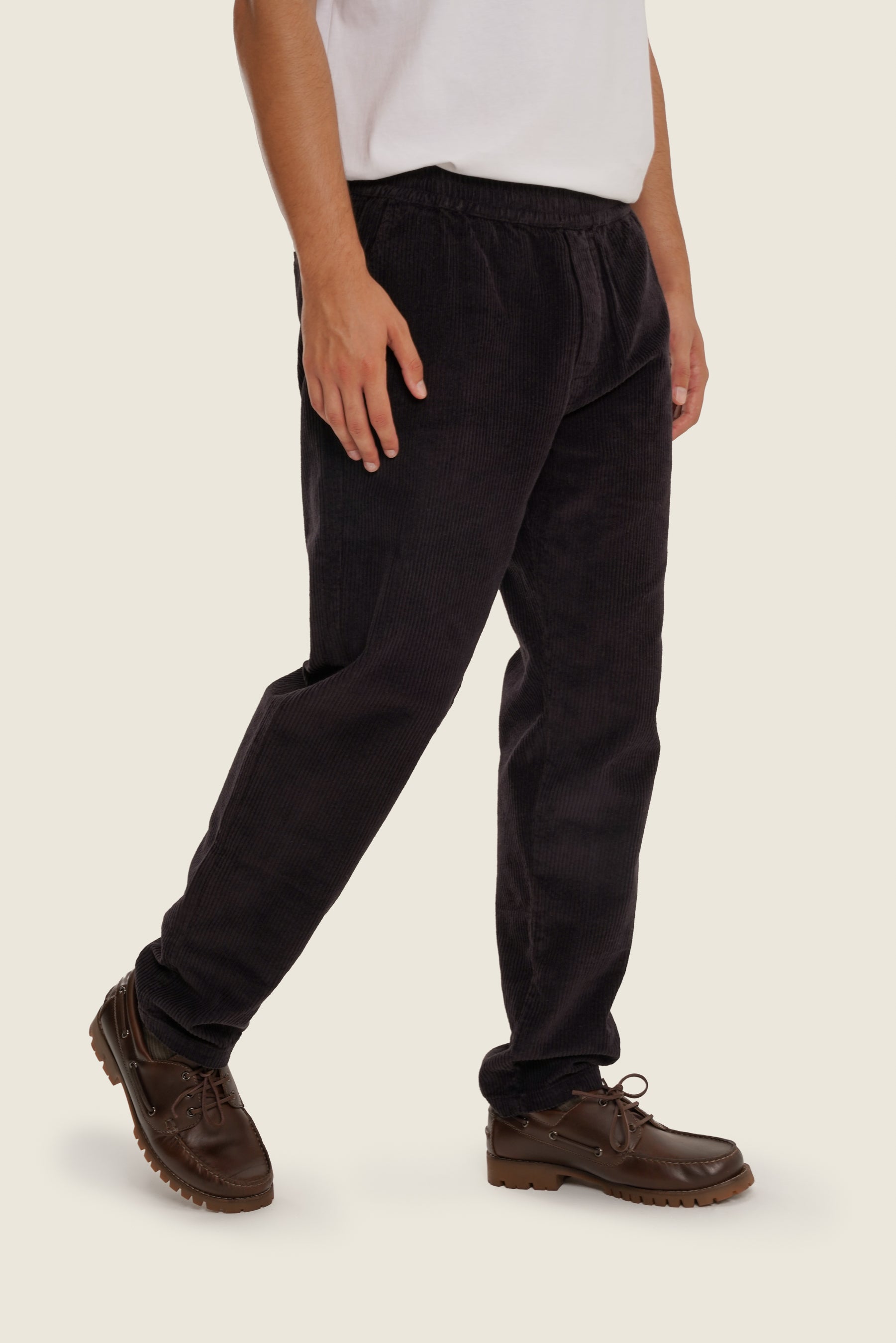 Calças de bombazine cor carbono